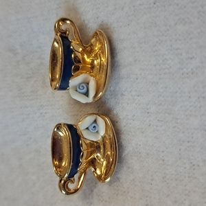 Vintage Teacup with Porcelain Rose gold blue studded earrings.